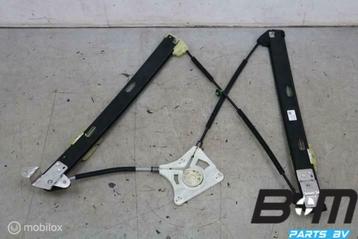 Raammechaniek rechtsvoor VW Taigo 2G4837462B beschikbaar voor biedingen
