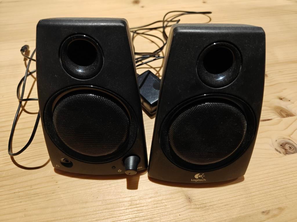 Boxjes Logitech, Ophalen of Verzenden