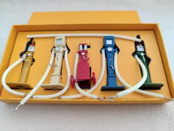 Dinky Atlas _ Brandstofdispensers met 5 pompen _ ref.49 beschikbaar voor biedingen