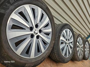 17 inch originele Skoda Superb oktavia velgen banden  beschikbaar voor biedingen