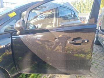 Portier 4Deurs links-voor van een Opel Corsa (2HU) beschikbaar voor biedingen