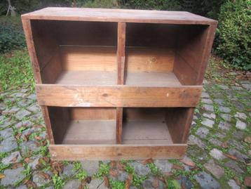 Ancien meuble, style " cageot à fruit ? " beschikbaar voor biedingen