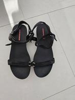 Sandales Prada noires, Vêtements | Femmes, Chaussures, Comme neuf, Noir, Enlèvement ou Envoi