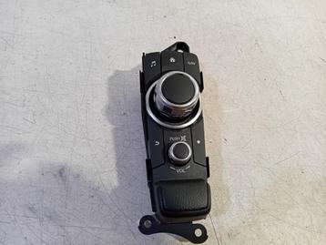 BEDIENINGSPANEEL MULTI MEDIA Mazda 2 (DJ / DL) (DB5J66CM0A) beschikbaar voor biedingen