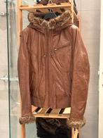 Nieuwe bruine jas van River Woods (40)., Ophalen, Nieuw, Maat 38/40 (M), Bruin