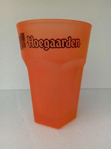 Joli verre  orange fluo HOEGAARDEN