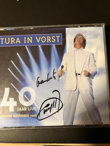 Tura in Vorst 40 jaar Live (gesigneerd) beschikbaar voor biedingen