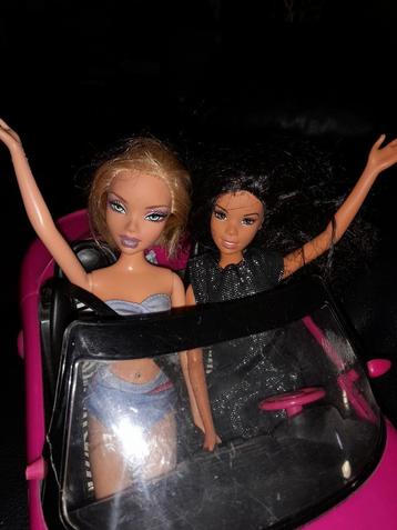 Voiture rose + 2 poupées mannequins 
 beschikbaar voor biedingen