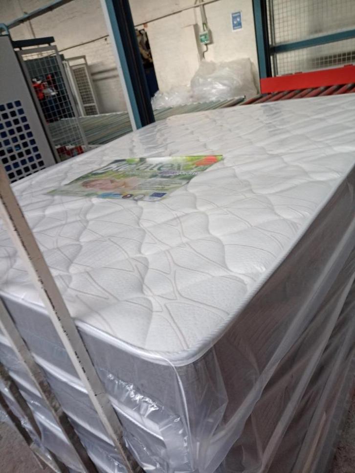 QG Matrassen NIEUW 140x200/ 160x200cm +Gratis Levering, Kinderen en Baby's, Kinderkamer | Stapelbedden en Hoogslapers, Nieuw, Ophalen