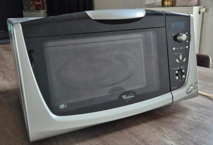 Four à micro-ondes Combi Whirlpool, Electroménager, Micro-ondes, Comme neuf, Croustillant, Gril, Air chaud, Four, Plaque tournante