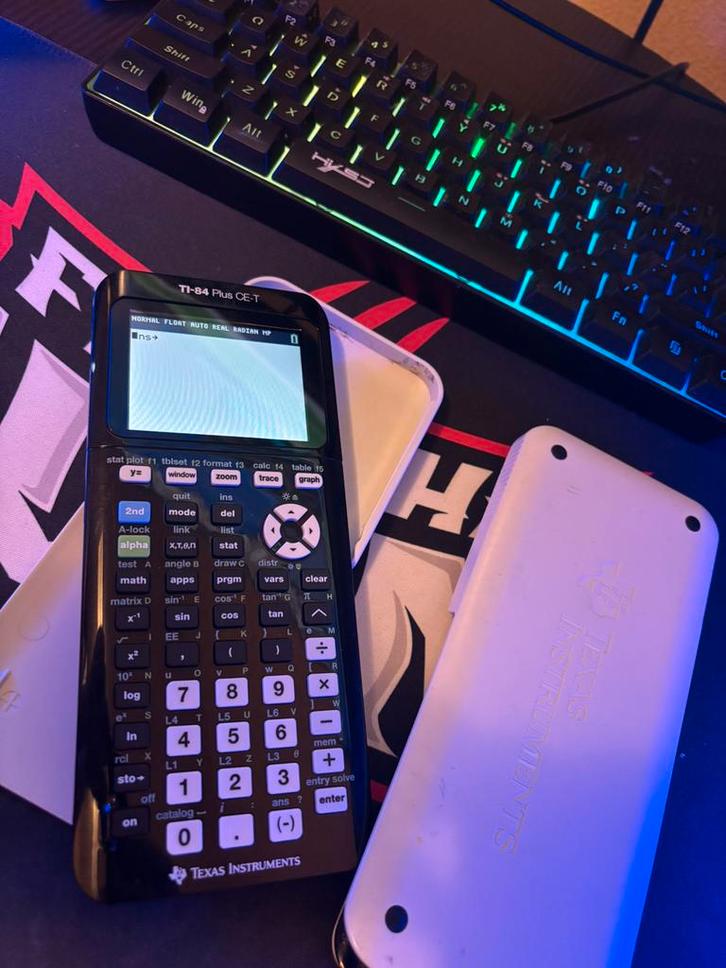 Texas Instruments TI-84 Plus CE-T Grafische Rekemachine ., Diversen, Rekenmachines, Zo goed als nieuw, Grafische rekenmachine