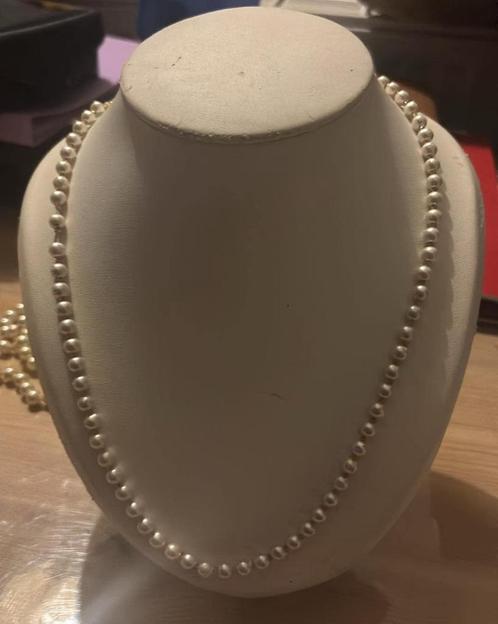 halsketting, Handtassen en Accessoires, Kettingen, Zo goed als nieuw, Kunststof, Overige kleuren, Met hanger, Ophalen of Verzenden