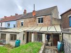 Spacieuse maison à restaurer avec 4 ch, gge et grand jardin, 1000 tot 1500 m², 143765 kWh/jaar, Provincie Namen, 138 m²