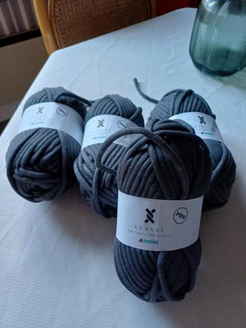 Buisgaren van Hobbii, Enlèvement ou Envoi, Neuf, Tricot ou Crochet, Laine ou Fils