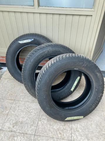 winterbanden Bridgestone 265/60/18 beschikbaar voor biedingen