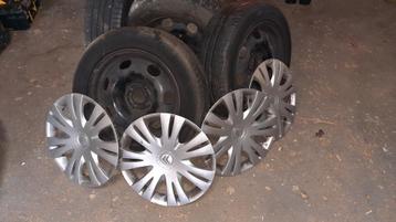 Jantes acier + pneus et enjoliveurs Citroen C4 6,5X16 4X108 