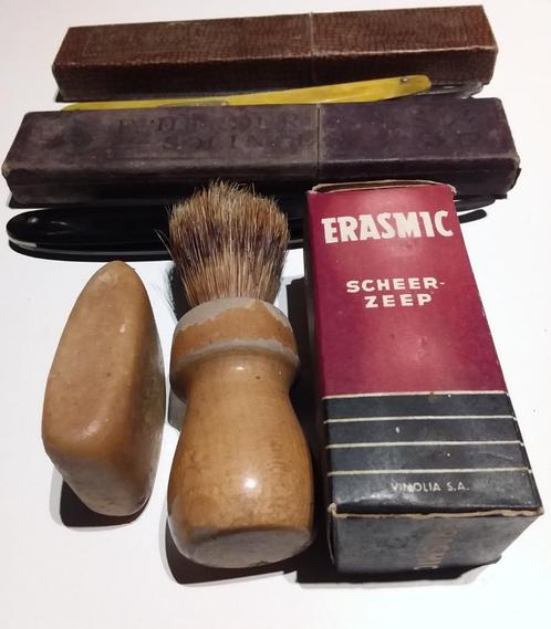 Heel oude Solingen scheermessen met kwast en scheerzeep., Antiek en Kunst, Curiosa en Brocante, Ophalen of Verzenden