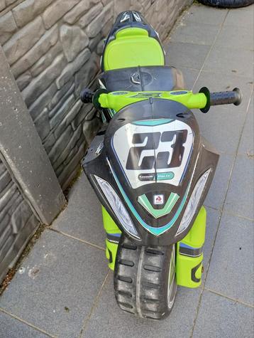 Moto Kawasaki pour enfant