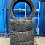 4x Yokohama W drive 215 45 17 winterbanden 7,8 mm, Auto-onderdelen, Banden en Velgen, 17 inch, Gebruikt, 215 mm