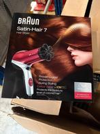 Braun Satin Hair 7 couleurs — Sèche-cheveux professionnel, Enlèvement ou Envoi, Neuf, Sèche-cheveux