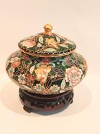 Chinese cloisonné dekselpot met floraal decor, 20ste eeuw, Ophalen