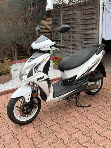 Sym jet4r 50cc 2T B klasse/45 km per uur 2011 beschikbaar voor biedingen