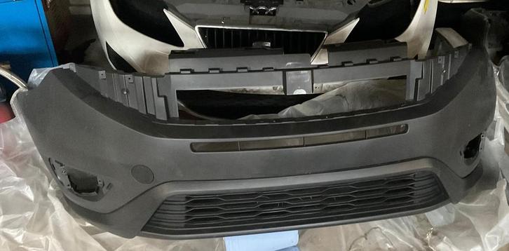 NIEUW Fiat Doblo 2015 voorbumper, Autos : Pièces & Accessoires, Carrosserie & Tôlerie, Pare-chocs, Avant, Neuf, Origine de la pièce connue