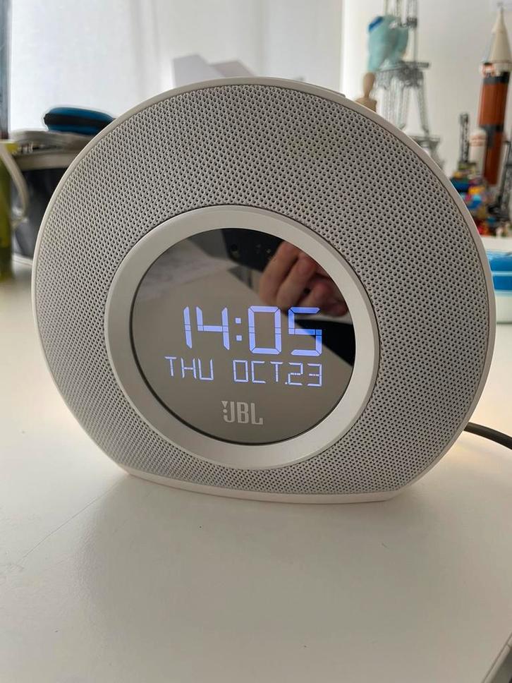 JBL Horizon: Bluetooth speaker, radio , wekker, Elektronische apparatuur, Wekkers, Digitaal, Ophalen of Verzenden