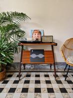 Vintage midcentury trolley | platenspeler meubel | kast, 55 tot 75 cm, Zo goed als nieuw, VINTAGE, Rechthoekig