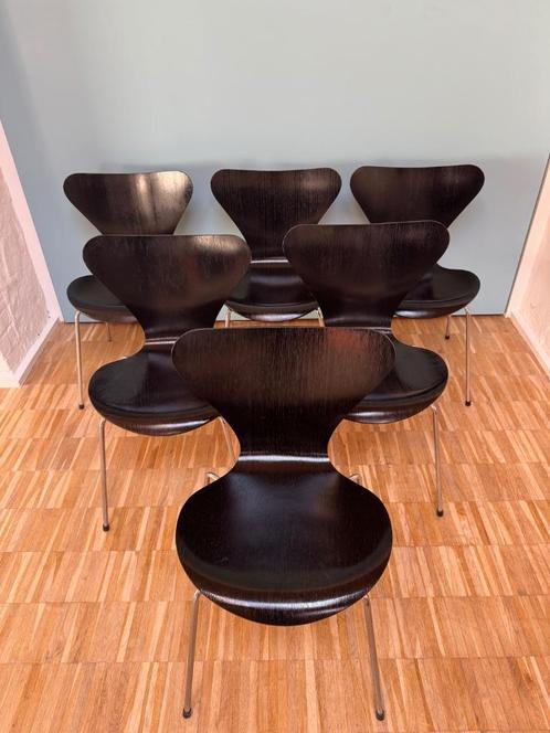 6 x Fritz Hansen vlinderstoel fineer Arne Jacobsen, Huis en Inrichting, Stoelen, Gebruikt, Vijf, Zes of meer stoelen, Hout, Metaal