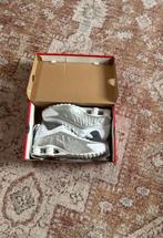 Nike shox r4, Ophalen, Wit, Nieuw, Sneakers