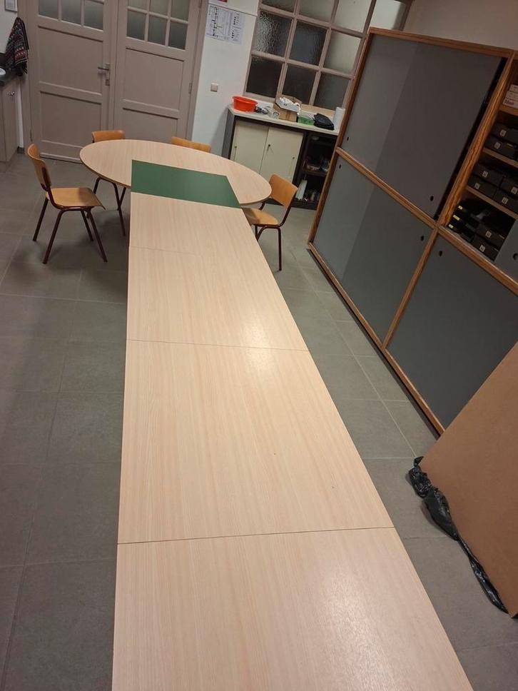 Vergadertafel in hout, Diversen, Bureau-accessoires, Gebruikt, Ophalen