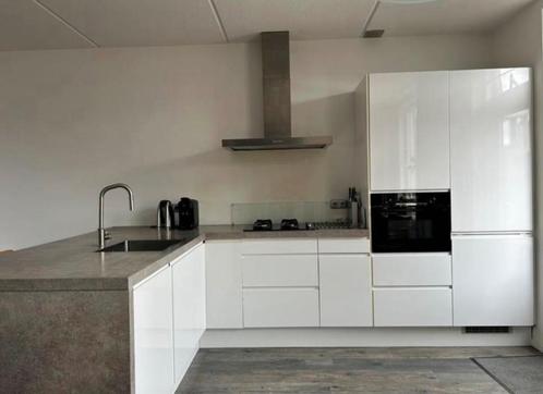 GREEPLOOS HOOGGLANS KEUKEN 3,52CM X 2,15M, Huis en Inrichting, Keuken | Complete keukens, Zo goed als nieuw, Hoekkeuken, Wit, Kunststof
