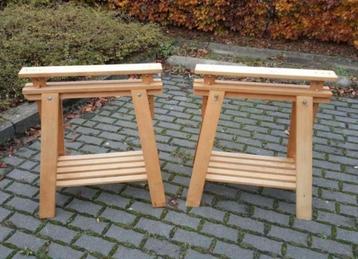 stevige houten schragen beschikbaar voor biedingen