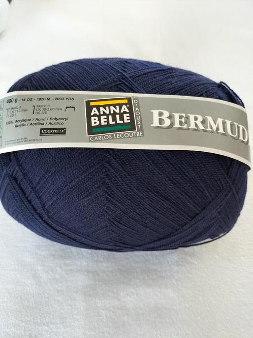 Pelote de laine Anna belle Bermudes bleu foncé (tonneau)., Hobby & Loisirs créatifs, Tricot & Crochet, Neuf, Tricot, Enlèvement ou Envoi
