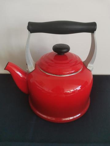 Le Creuset fluitketel beschikbaar voor biedingen
