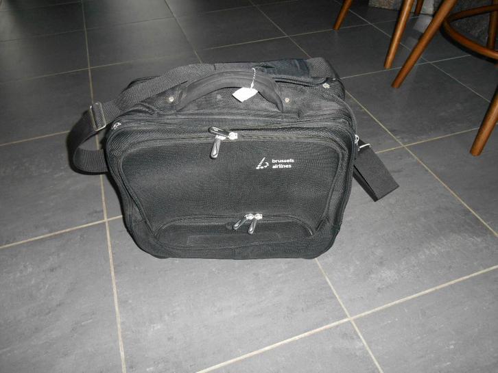 Trolley (pilotenkoffer Brussels Airlines) High Sierra, Collections, Aviation, Enlèvement ou Envoi