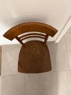 4 op te knappen cafestoelen, Enlèvement