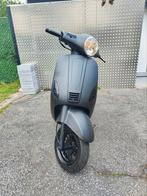 A-klasse (55km/u) scooter brommer, Ophalen, Zo goed als nieuw