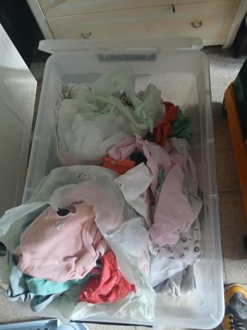baby kleding beschikbaar voor biedingen