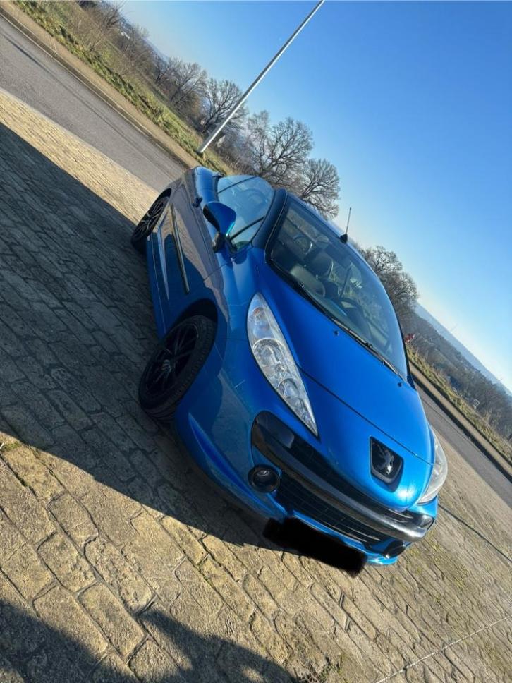 Peugeot 207cc, Auto's, Peugeot, Particulier, Benzine, Euro 4, Cabriolet, 2 deurs, Handgeschakeld, Blauw, Zwart, Stof, Voorwielaandrijving