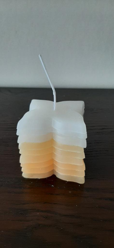 Kaars handgemaakt, Huis en Inrichting, Woonaccessoires | Kandelaars en Kaarsen, Nieuw, Kaars, Minder dan 25 cm, Overige materialen