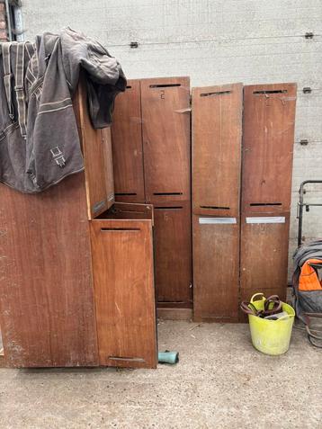 Zadelkasten te koop beschikbaar voor biedingen
