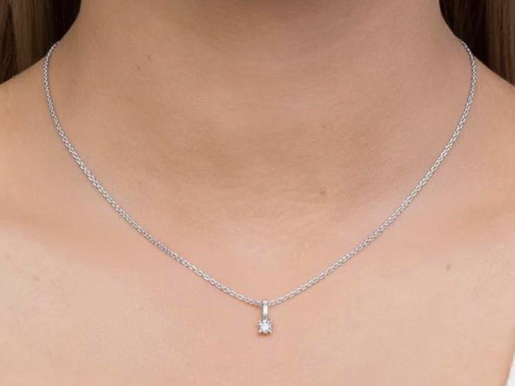 Pendentif en diamant cultivé en laboratoire en argent 925, Bijoux, Sacs & Beauté, Colliers, Comme neuf, Argent, Envoi