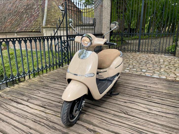 FOLTA VSF / Elektrische Scooter / 45km/u of 25km/u, Fietsen en Brommers, Snorfietsen en Snorscooters, Nieuw, Overige merken, Elektrisch