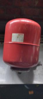 Expansievat 20l 8bar testdruk, Doe-het-zelf en Bouw, Chauffageketels en Boilers, Ophalen, Gebruikt
