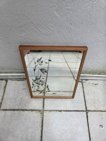 Vintage spiegel in houten lijst., Huis en Inrichting, Woonaccessoires | Spiegels, Ophalen of Verzenden, Zo goed als nieuw