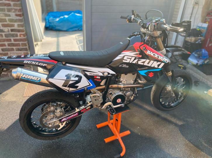 Suzuki drz 400 sm, Motoren, Motoren | Suzuki, Particulier, SuperMoto, 12 t/m 35 kW, 1 cilinder, Minimaal motorrijbewijs A2, LED Verlichting