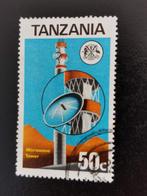 Tanzania 1976 - zendmast met paraboolantenne, Postzegels en Munten, Postzegels | Afrika, Ophalen of Verzenden, Tanzania, Gestempeld