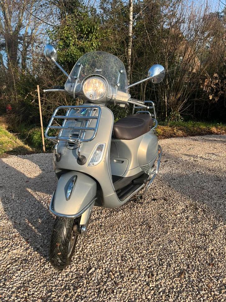 Vespa Lx 50 4v Touring 2014 B klasse, Fietsen en Brommers, Brommers | Vespa, Zo goed als nieuw, Overige modellen, Klasse B (45 km/u)